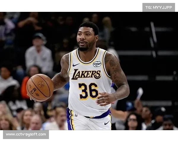 斯玛特批评湖人防守纪律，强调减少抱怨及时回防